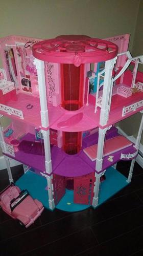 barbie mansion with barbies