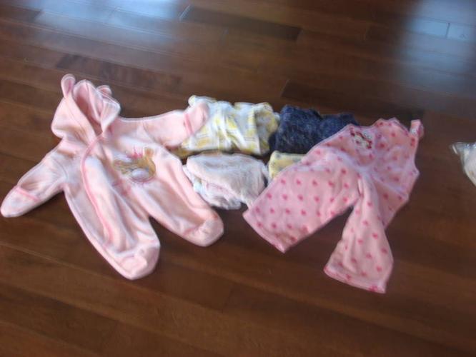 Large bag of baby clothes (girls) - 0-24 mths