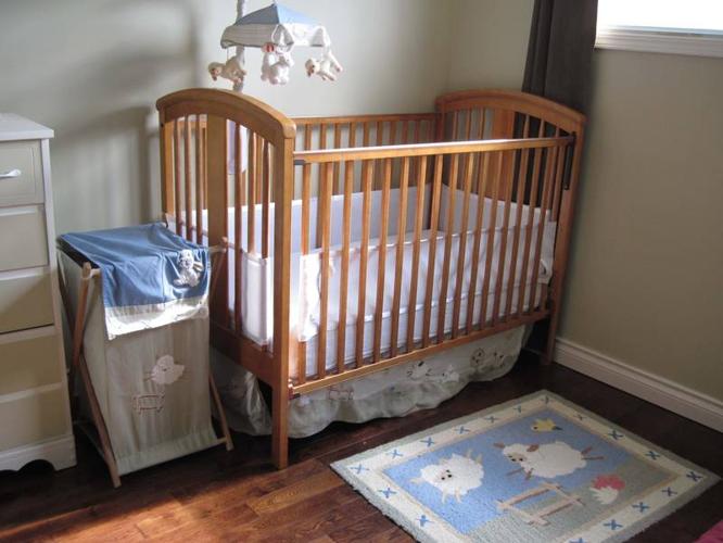 Nursery Set (Quilt, rug, crib skirt, hamper, curtains, mobile)