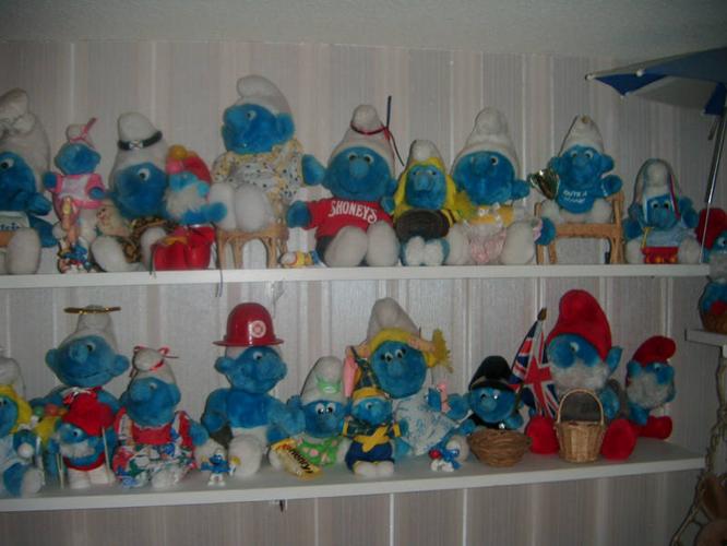 Smurfs, Small and Large
