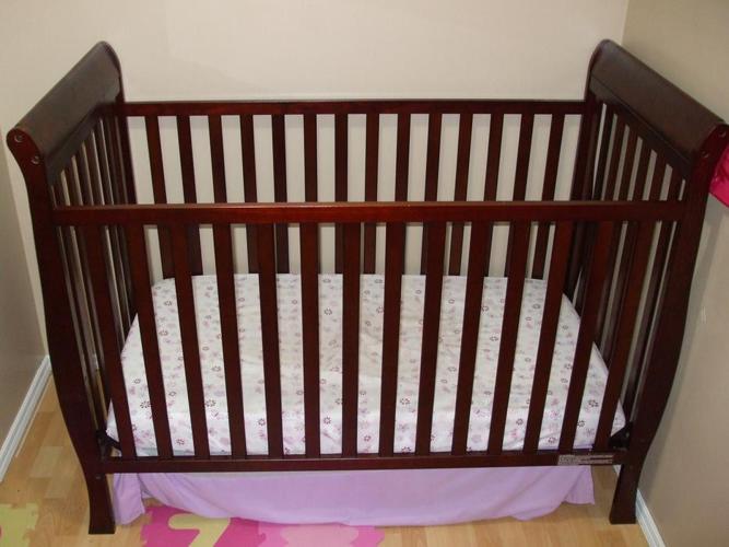 Used Baby Crib 2 years old