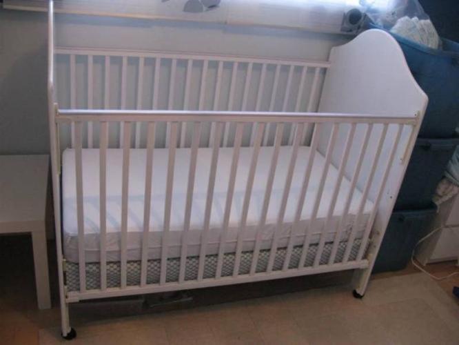 used ragazzi crib for sale