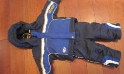 size 18 months blue boys snow suit.
excellent condition, very warm.
from a smoke free home