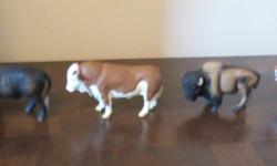 African buffalo, bull/cow, buffalo, saint Bernard dog
$5.00 each.
See my other ads for more good quality items, collectibles and antiques.
New items being added daily.