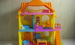 Dora the Explorer house, comes with furniture, Dora doll and little dog. Brand new condition!