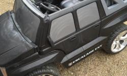 Power Wheels Escalade
Battery
No battery charger
Radio doesn't work
Located in White City.
