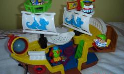 by FiSHER PRiCE
LiTTLE PEOPLE
** PiRATE SHiP **
Top-tier features -- Fun "SOUND" when you press on the parrot, sleeping and eating quarters down below, hammock, shooting cannon, crows nest and 'walking' plank on deck.
Includes a chair, table, ball for