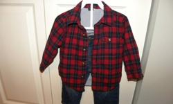 Barely worn, gap outfit
Jeans: Size 12-18
Plaid flannel shirt: Size 18-24
Barely worn, this is in great shape and perfect for your little hipster.