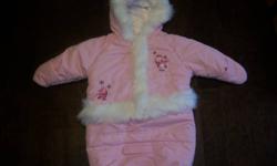 Girls Winnie the Pooh SnowSuit. Hardly used and the bottom half detaches and can become just a jacket.