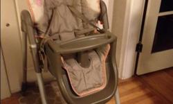 Great high chair in excellent condition. Has 3 position recline and 4 height positions, locking wheels, dishwasher-safe tray insert.