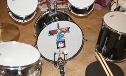 INTERMEDIATE 8 PIECE DRUM SET
SUITABLE FOR 8-13 YEAR OLD
PAID 540.00 PLUS TAXES
Port Alberni