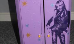 Hannah Montana "Backstage" Dressing room and accessories
Closes for convenience
Markham