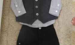 ** Kenneth Cole Reaction** New with Tags!! 3pc. Outfit!! size 18mths
 
I paid $50.00 for this from Winners, got it home & it never fit! Could not return without the receipt! :( Asking $25.00
 
This outfit is so adorable! Black cord pants, with Cord type