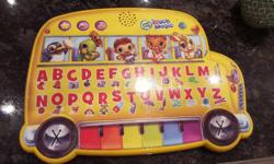 Excellent Shape
Kids touch each letter and the letter is announced
Great learning toy
Call, text or email is fine
