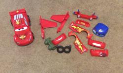 Lightening McQueen car with interchanging pieces in great condition