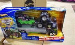 New in box *NEW Hot Wheels Monster Jam Travel Treads Hauler Grave Digger 11+ Pieces
This is a great gift for a child....sells for up to $45 on line. Will sell for $20
I Have several so pick up one for each of your children.
Text me @ (306)535-5837