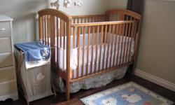 Complete coordinated nursery -- suits boy or girl - will sell as a full set for $125.
Prices in brackets are original price paid -- some items were bought in the US to create one-of-kind perfect nursery.
Includes: Quilt ($65), Rug ($75), Crib skirt ($30),
