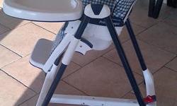 Excellent condition high chair