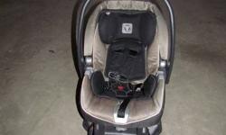 Gently used, no accidents, non smoking home, made in 2008. $299 brand new.
asking $60 OBO
also have the adapters for the valco stroller and the urban mountain buggy
Features:
Side impact protection (SIP) includes an exclusive Comfort-Dry pad for the seat