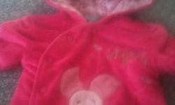Its a pink 2 piece piglet snowsuit size 6 months
This ad was posted with the Kijiji Classifieds app.