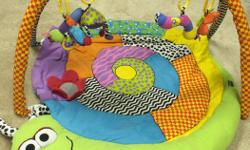 We have a baby's play Mat for sale. It's in very good condition.