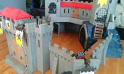 This listing is for 5 COMPLETE "Knight's" Playmobil sets: Numbers 4865 "Lion Knight's Castle", 5972 "Carrying Case Knights", 4867 "Triple Ballista With Lion Knights", as well as 5240 & 4872 plus a couple others that add even more unique-looking Knights.