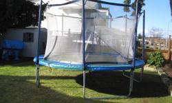 This is a professional grade 14 ft trampoline with full safety net.
New it cost over $1400. Excellent condition.