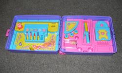 durable and fun!
this pull along suitcase has a full child's make up kit inside.. see pic for details. also the trays do pop out to use as just a suitcase when needed for travel.
neat item. just $10 very clean and bright condition.
located in kemptville.