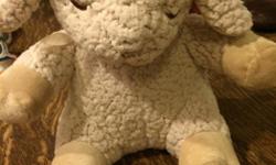 Cloud b Sleep Sheep, barely used, has 4 sound settings and timer. From no smoking home.