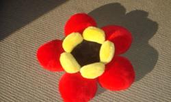 Stuffed Toy Flower
* In Good Condition No Rips or Tears.*
Use as a pillow to cuddle up to on the couch, or in bed.
Great for the kids!
$2.00 Canadian Currency.
Buyer pays shipping and handling.
Sold as is.
* I DO NOT TAKE ANY PERSONAL CHEQUES *
If