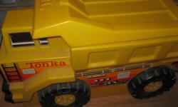 Hard Plastic TONKA TRUCK Toy Box
Yellow / Black in Color
In great condition
Son is getting older and wants to change to something else now
Great for storing indoor or outdoor toys
EXCELLENT price at $60
These toy boxes are listed $120+ - get for HALF the