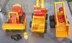 THE 3 TRACTORS ARE IN GOOD CONDITION THE MOVING PARTS ARE IN VERY GOOD CONDITION STILL WORKING VERY WELL.
LENGTH 11 INCHES
10 1/2 INCHES
10 INCHES