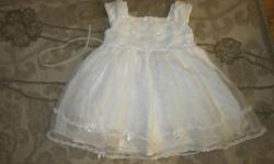White dress with white flowers-worn 2 or 3 times-this dress would be good for either a baptism or a wedding or whatever you like really
Size 24mths
PICK UP ONLY