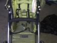 Quinny Freestyle 4XL Stroller & infant car seat with base